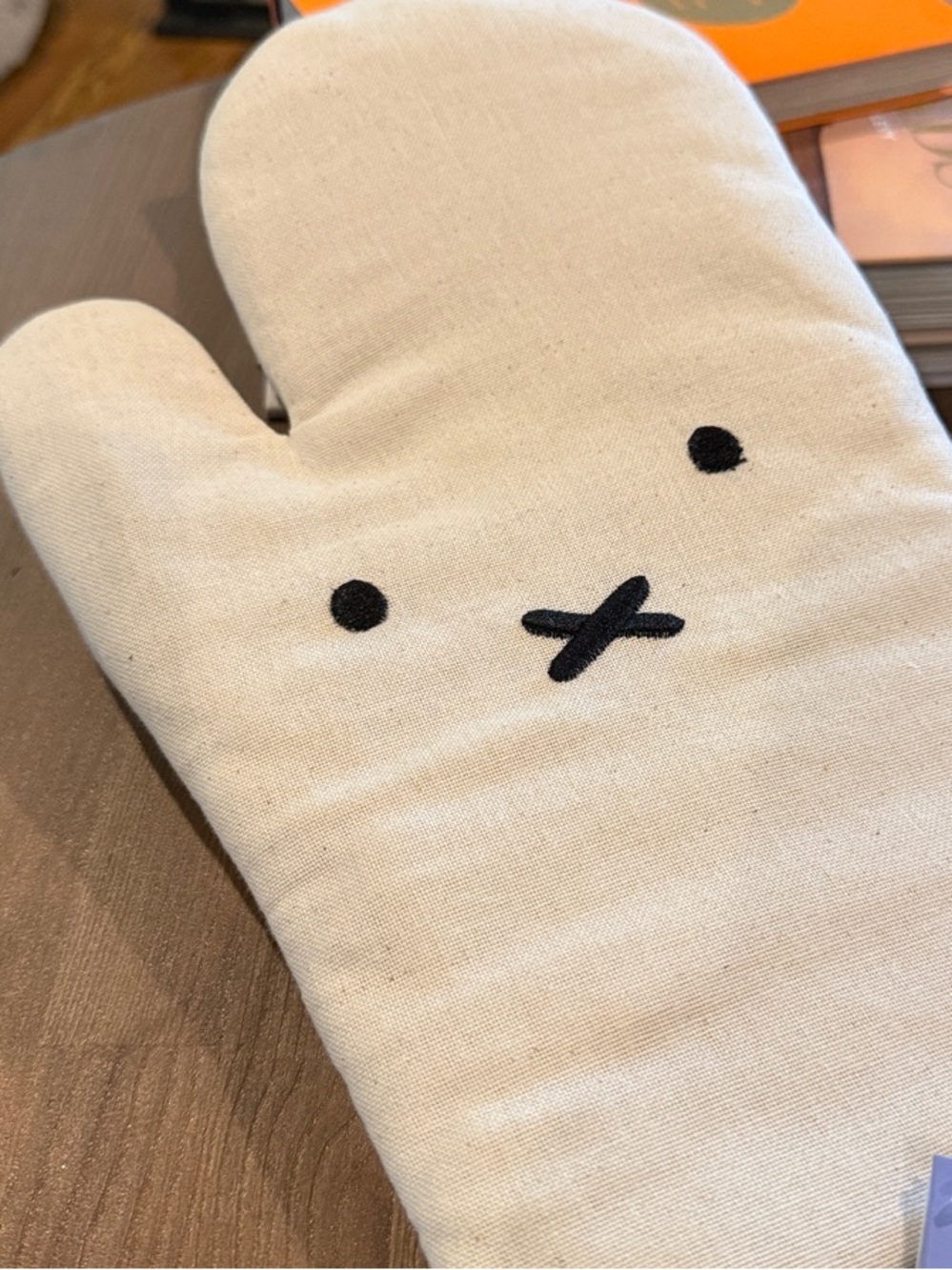 Miffy Cream Oven Mitt with Miffy Snout Embroidery